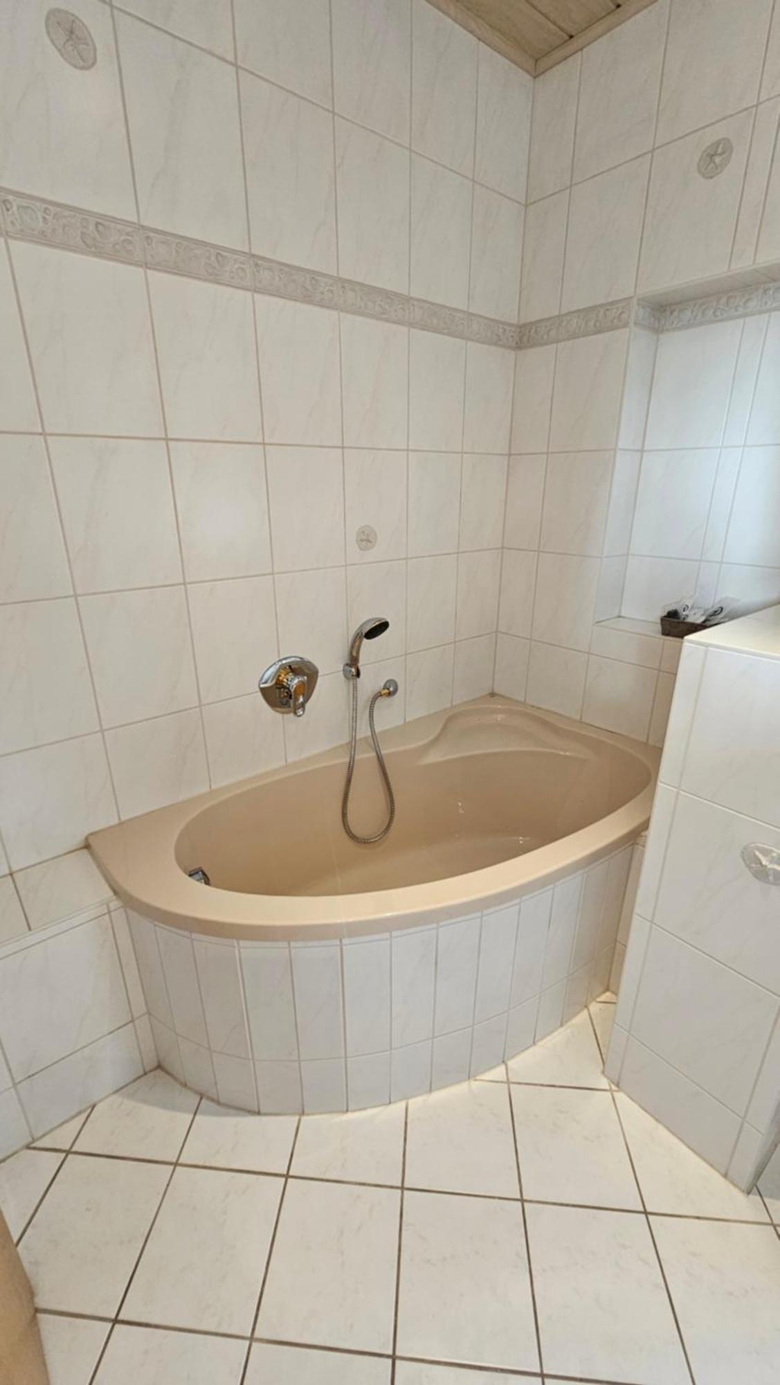 Pension Weisse Rose, Parkplatz, Fruehstueck, Wlan, Zentral Бад Елстер Екстериор снимка