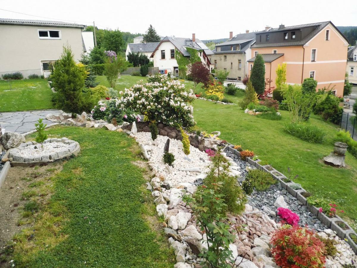 Pension Weisse Rose, Parkplatz, Fruehstueck, Wlan, Zentral Бад Елстер Екстериор снимка